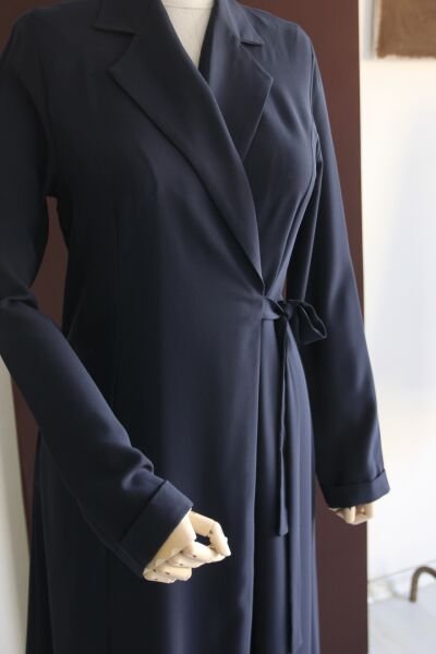 Nour yandan bağlamalı ferace