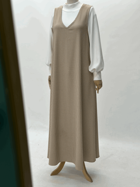 Weste mit Hahnentrittmuster und V-Ausschnitt, Farbe Nerz.