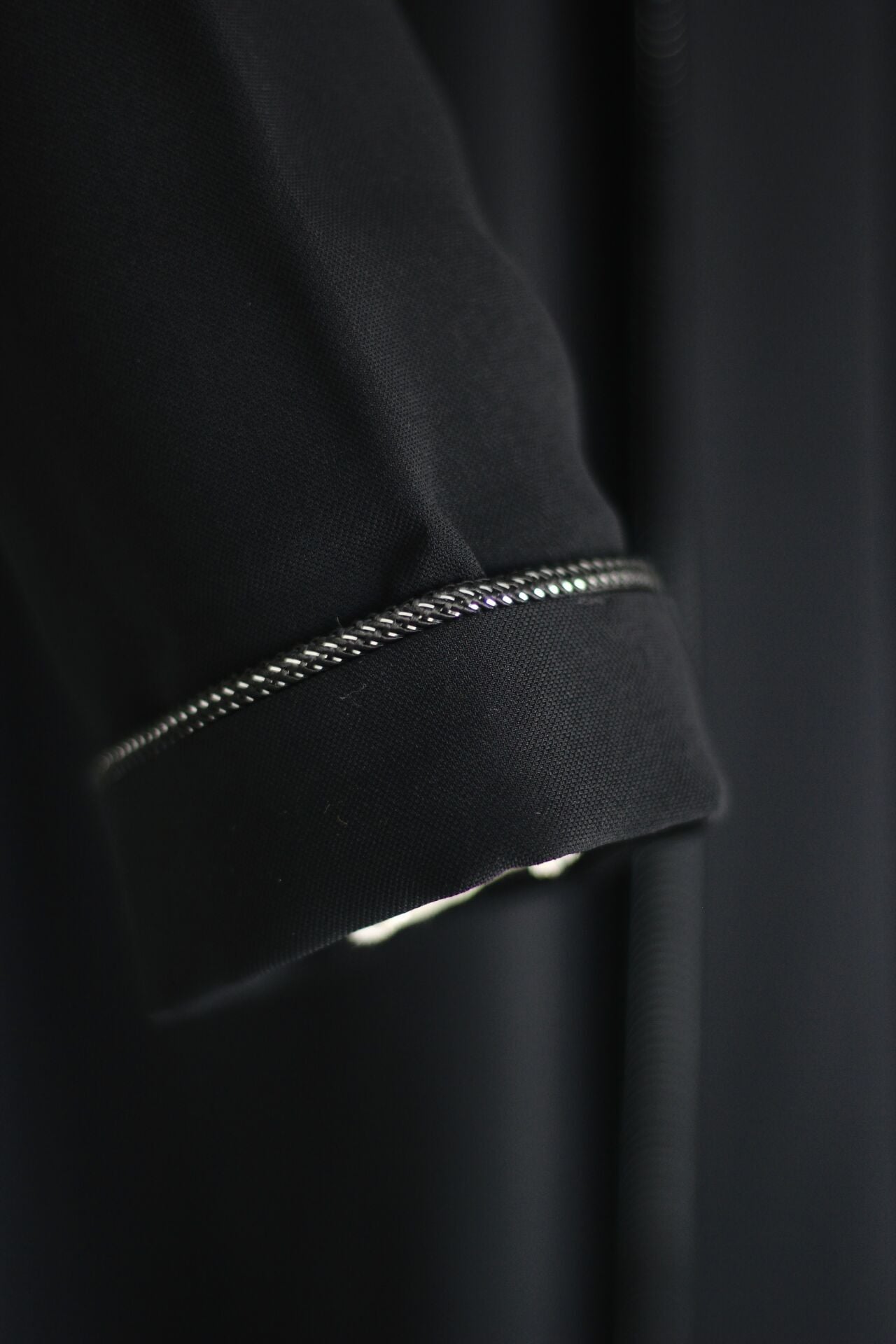 SİMLİ BİYELİ ABAYA (Siyah)