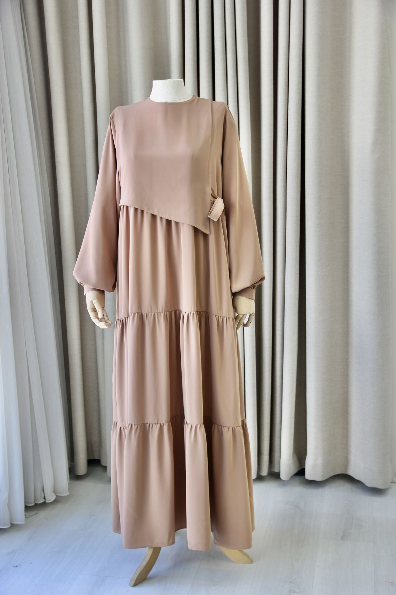 İNCİ SOĞAN KABUĞU RENK  ELBİSE